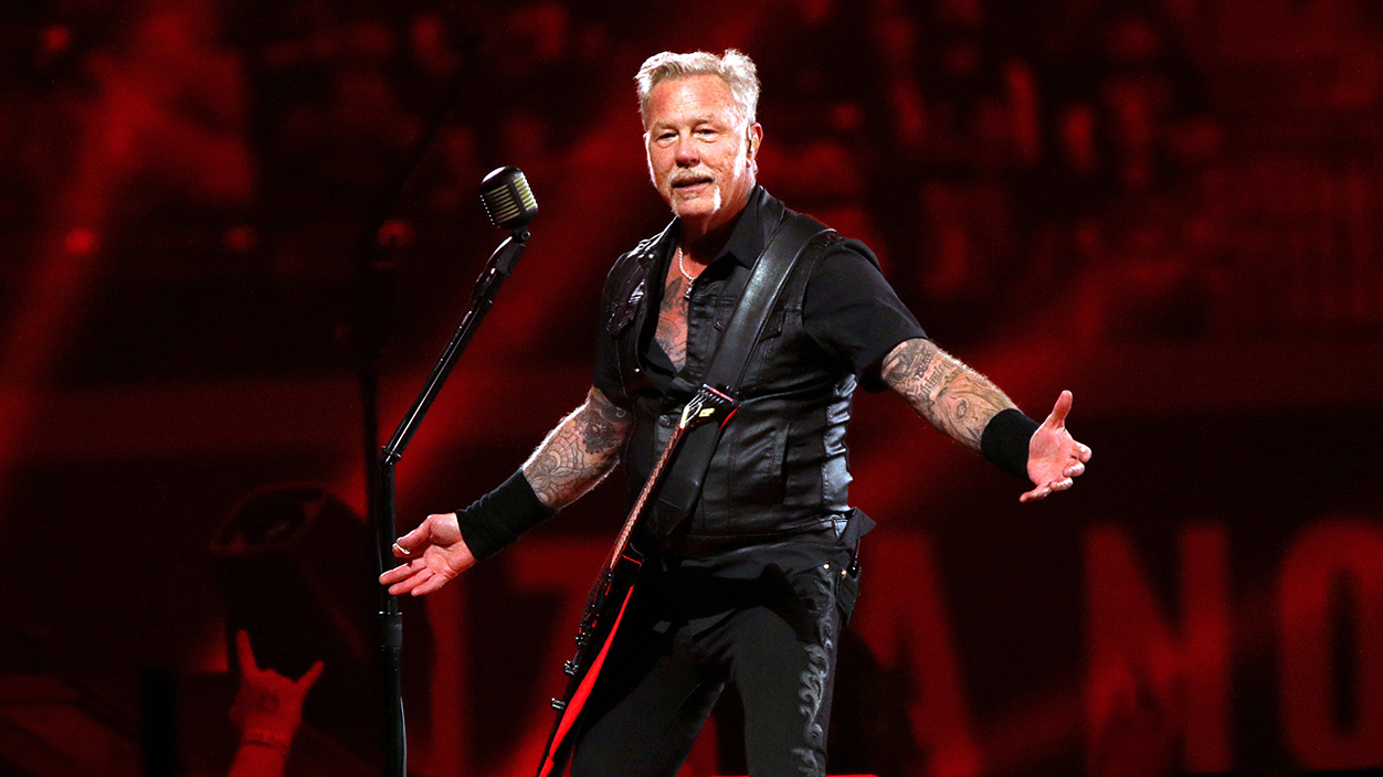 TORONTO, ONTARIO - APRIL 24: James Hetfield of Metallica performs at Rogers Centre on April 24, 2025 in Toronto, Ontario. (Photo by Jeremychanphotography/Getty Images)