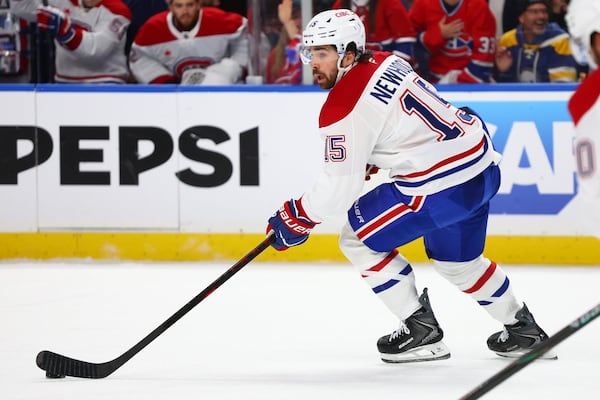 Canadiens forwards Newhook, Dach available for Game 4 after missing morning skate